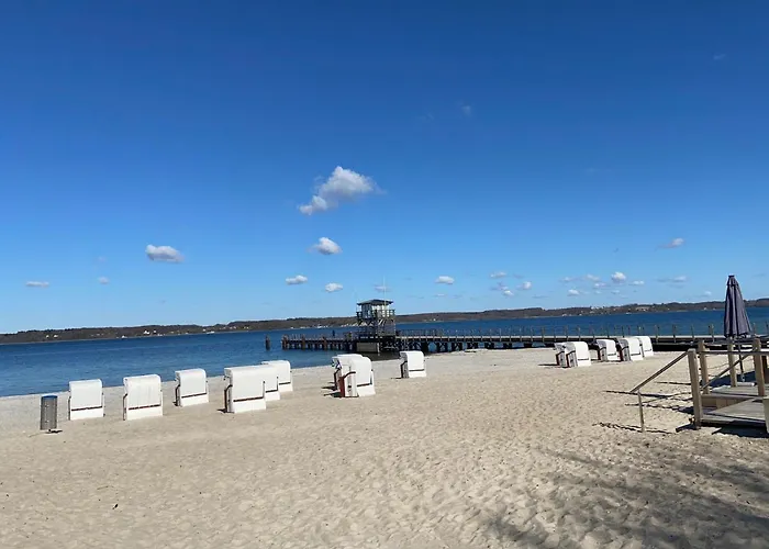 Glueck Am Meer